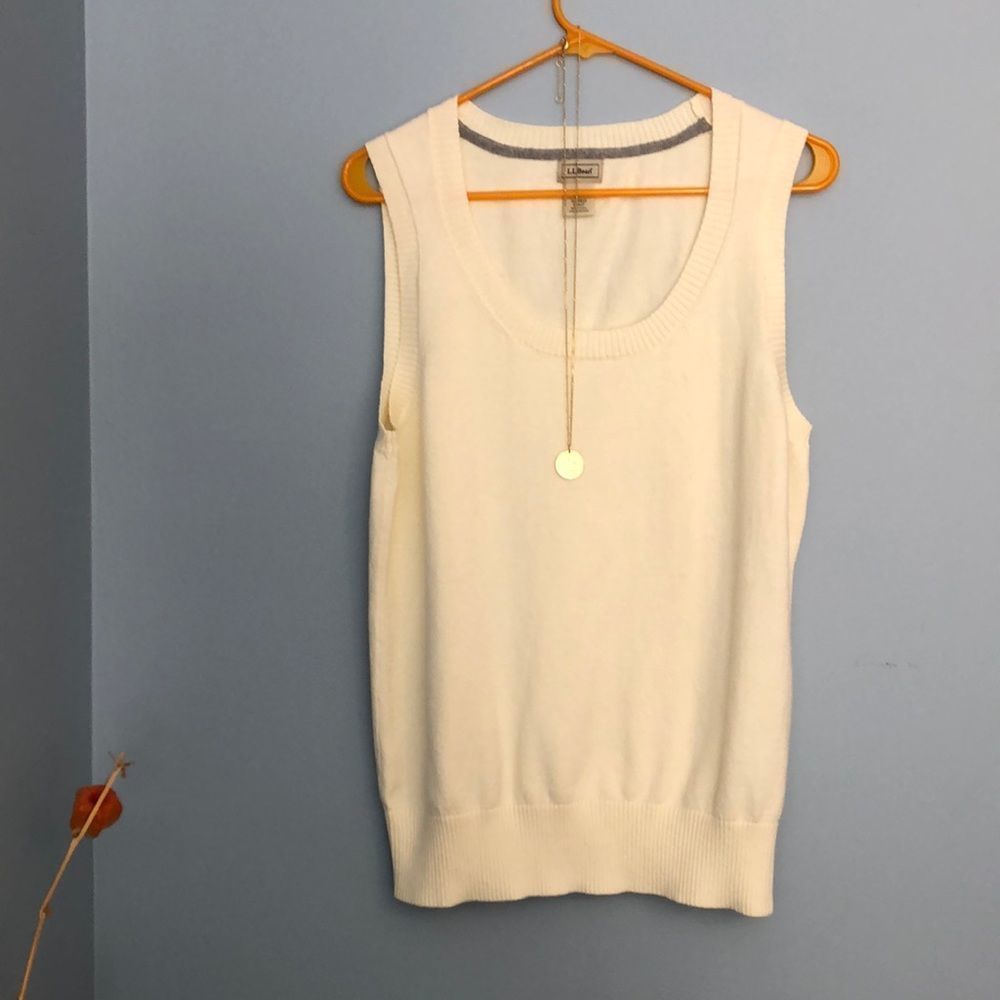 L.L. Bean Cream Ribbed Tank Top Relaxed Fit